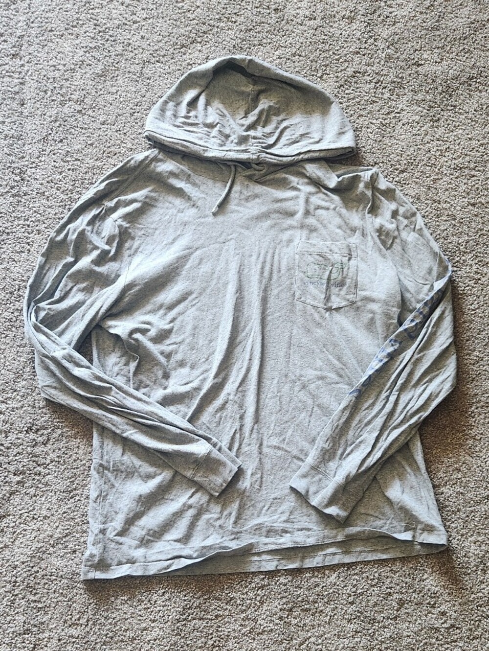 Vineyard Vines Light Heather Gray Long Sleeve Hooded Pocket Tee